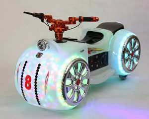 Motocicleta Eléctrica de Batería y Auto Chocador para Juegos de Carreras - Product Image 4