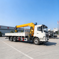 Camion-grue de 16 tonnes monté sur châssis SINOTRUK, conception de flèche télescopique, hauteur de levage de 21 m, pompe hydraulique, boîte de vitesses pour