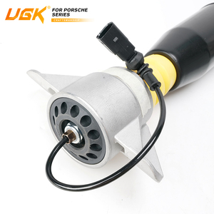 Pièces de suspension automobile UGK 95B513035A 95B513035E 95B513035F Amortisseurs avant arrière pour Porsche MACAN - Product Image 3