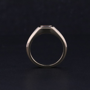 Anillo de Oro Amarillo de 10K con Diamantes Cultivados en Laboratorio de Corte Esmeralda de 0.5 Quilates, Joyería Personalizada Starsgem - Product Image 3