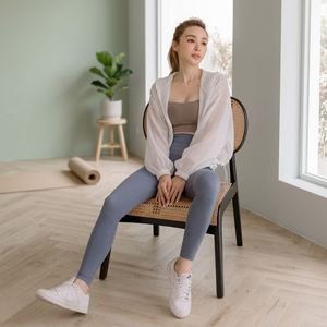 Collants pour femmes matures ventre serré fabriqué à Taïwan OEM ODM en nylon pour gym - Product Image 1