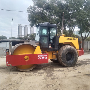 Rodillo Compactador de Ruedas Usado Dynapac CA 301D/CA 251D, de Tambor Único, con Motor, Bomba y Caja de Cambios, Origen Japón, 2019 - Product Image 3