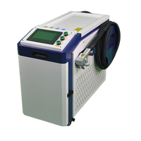 Nettoyeur laser portatif refroidi par eau 1500W, machine de nettoyage laser continu pour la décapage de la rouille métallique 2000W