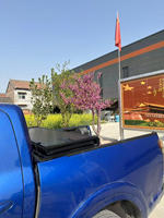 Couverture de benne de camionnette pliable en trois parties pour Land Rover Defender 110 Pickup 2002