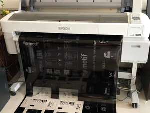 Película PET de inyección de tinta de 24 \ "36 \", papel de superficie mate transparente de 100 micras para serigrafía, transparencia de inyección de tinta de 24 \ "36 \" - Product Image 6