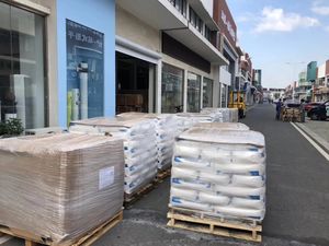 Résine cationique <span class=keywords><strong>Purolite</strong></span> de qualité alimentaire <span class=keywords><strong>C100</strong></span> pour l'eau adoucie, résine échangeuse d'ions cationiques fortement acide - Product Image 3