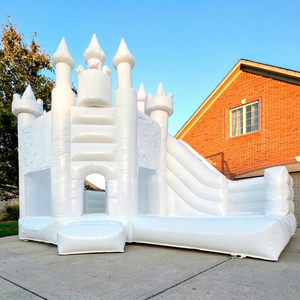 Château gonflable commercial pour enfants, grand modèle blanc, pour mariage, avec toboggan et piscine à balles, en PVC, capacité 500 kg, portable - Product Image 1