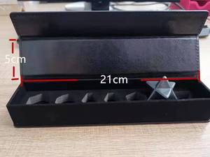 Tùy Chỉnh Hình Chữ Nhật Bằng Gỗ Hộp Xúc Xắc Với Xúc Xắc Thiết Lập Bàn Trò Chơi Bằng Gỗ Hiển Thị Hộp Gỗ Tin Giấy Acrylic Hộp Da - Product Image 3