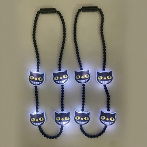 RICHSHINING Decoraciones de Fiesta de Halloween, Collar LED de Vampiro, Collar Luminoso de Calabaza y Zombi para Niños, Disfraz de 'Truco o Trato' - Product Image 2