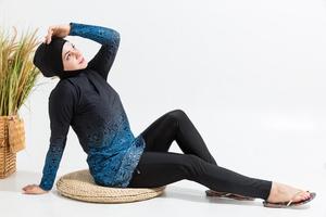 2024 Hot Selling Modest Swimwear <span class=keywords><strong>Swirly</strong></span> Printing Langarm Top Lange Hosen Hijab 3pcs Muslim Swimwear - Product Image 5