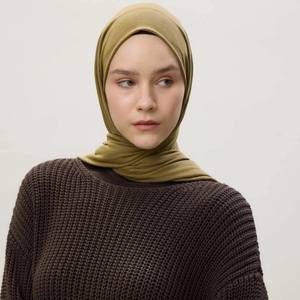 Hijab en jersey de coton uni de haute qualité vendu en gros du dernier fournisseur de tendances de la mode doux et durable pour le département de l'automne - Product Image 1