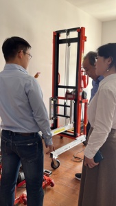 इस्पात निर्माण और तार रस्सी के साथ पेशेवर इलेक्ट्रिक फायर पाइप लिफ्ट स्टेकर नया - Product Image 4