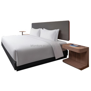 Cadre de lit d'hôtel économique avec tête de lit intégrée et table de chevet – Ensemble complet de mobilier de chambre pour chambre d'hôtel de chaîne 3 étoiles - Product Image 5