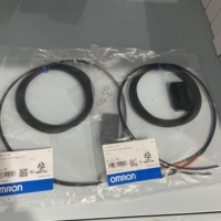 Capteur à fibre optique E32-T11R 2M à détection traversante avec vue latérale M4 et câble flexible de 2m