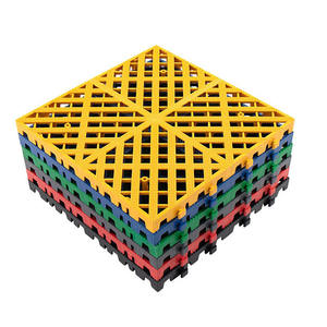 Carreaux de sol de garage modulaires en plastique à emboîtement - Product Image 1