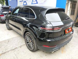 <span class=keywords><strong>Porsche</strong></span> <span class=keywords><strong>Cayenne</strong></span> E-Hybrid 3.0T V6 Híbrido Enchufable SUV de Lujo Euro 6 de <span class=keywords><strong>Segunda</strong></span> <span class=keywords><strong>Mano</strong></span>, Vehículo Premium para Exportación - Product Image 6