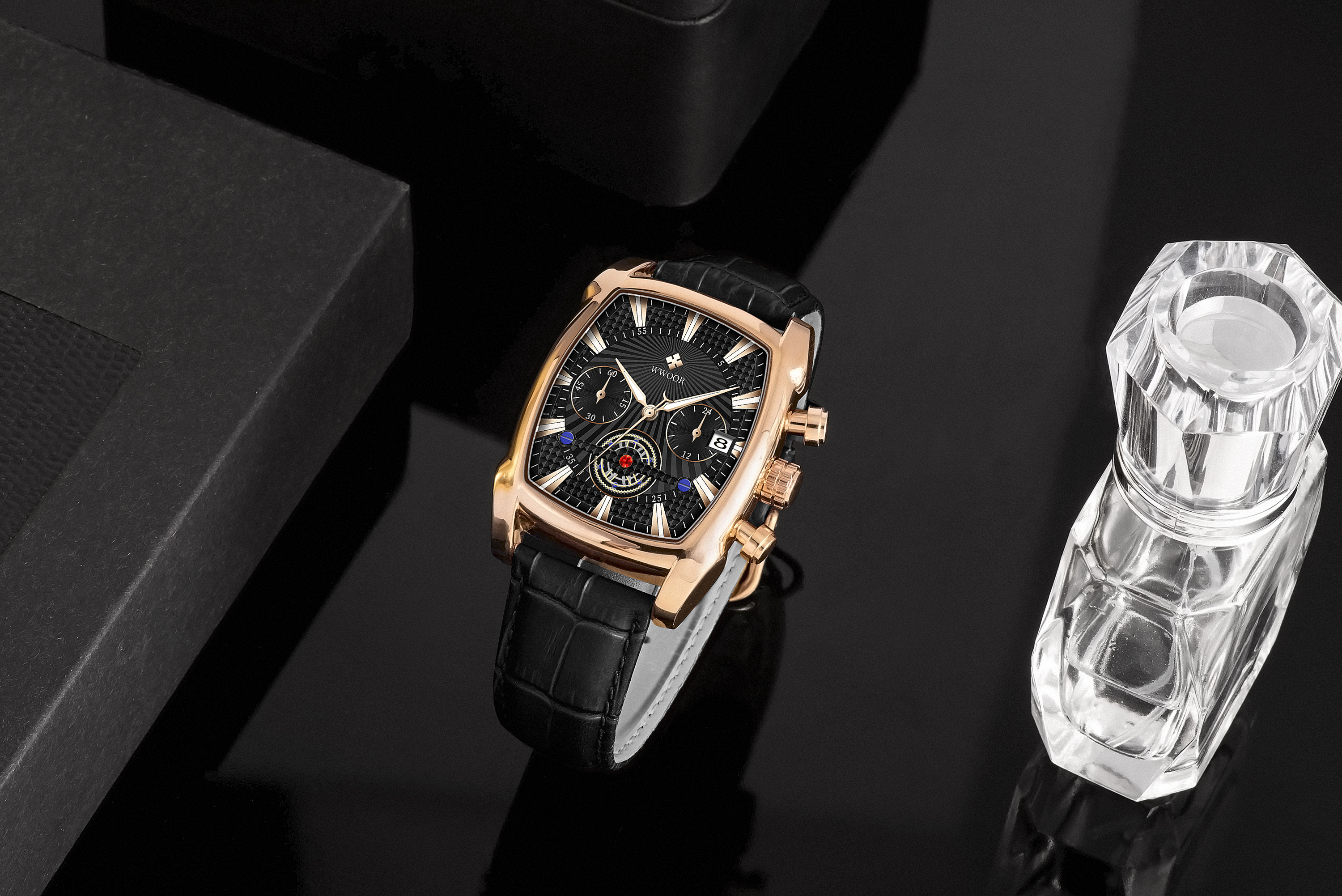WWOOR 8843 square High Quality Chronograph Men's Watch Luxurious