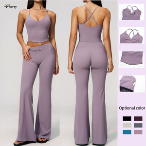 High Quality Factory Direct Yoga Set Fashion Casual Running Sports Quick Dry Pilates Training Yoga Wear Two Piece Set