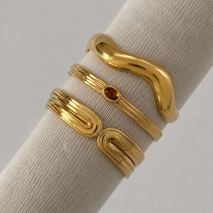 Bracelets joncs épais et tendance en acier inoxydable plaqué or PVD 18 carats, martelés et pavés, pour femme, anniversaire - Product Image 6