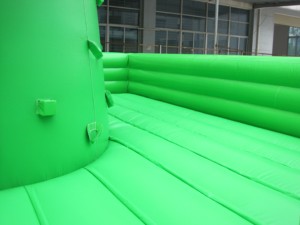 Muro de Escalada Inflable Verde para Niños y Adultos, para Uso en Parques de Aventura y Deportes al Aire Libre, Material de PVC, Capacidad Máxima >500 kg - Product Image 5