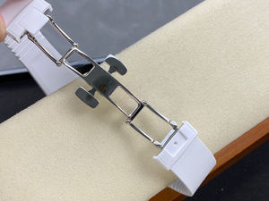 Montre Sportive Homme 2025 avec Cadran Dégradé de Haute Qualité, Précision Horlogère Durable, Idéale pour les Sorties Quotidiennes et les Activités Sportives - Product Image 6