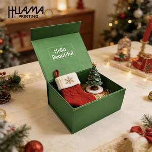 Boîtes rigides vertes personnalisées Huamao OEM pliables avec fermeture magnétique et logo en relief pour cadeaux de Noël et emballage de petits cadeaux - Product Image 1