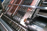Machine de laminage automatique avancée pour une production efficace de carton ondulé Machine de laminage à grande vitesse pour carton ondulé