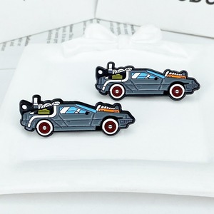 Spille in Metallo Smaltato Creative e Divertenti per Auto e Vestiti - Distintivi con Stampe <span class=keywords><strong>di</strong></span> Cartoni Animati e <span class=keywords><strong>Film</strong></span> <span class=keywords><strong>di</strong></span> Fantascienza - Accessori per Colletto e Bavero - Product Image 1