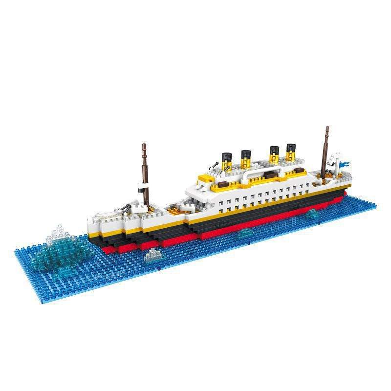 Titanic Movie Lego Titanic Pieces 9000 Piece Lego Titanic 10294