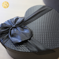 EN PACK Noir Blanc Coeur Forme Fleur Boîte De Mariage Saint Valentin En Gros Emballage Cadeau Personnalisé Boîte De Papier avec Ruban Arc