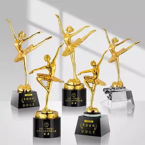Trofeo de baile de recuerdos personalizado para mujer, trofeo de Metal de cristal dorado, estatua de copa para bailarina