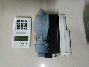 Compteur d'eau prépayé intelligent avec contrôle par application téléphonique, certifié STS V2.0, fabricant OEM de compteurs d'eau prépayés, <span class=keywords><strong>prix</strong></span> de gros - Product Image 3