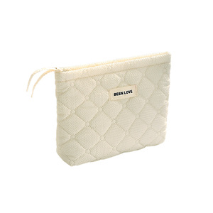 Been Love Makeup Bag Quilted Portable Cosmetic Storage Travel Size - Product Image 5