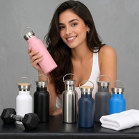 Bouteille d'eau sport en acier inoxydable brut de 17 oz avec logo personnalisé, couvercle en bambou, poignée de transport en métal, flacons isothermes pour la salle de sport et les activités sportives