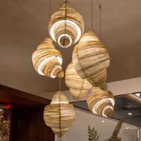 Suspension luminaire moderne en métal et tissu, design créatif en forme de croissant, style Wabi Sabi, pour café, restaurant, salle à manger, vente en gros usine