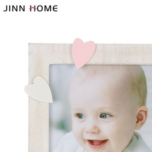 Cadre photo bébé rose adorable avec baleine et cœur 4x6 - Décoration de chambre d'enfant, cadeau, finition blanchie avec accents baleine rose et cœur - Product Image 4