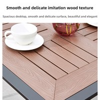 En stock : Ensemble de salle à manger extérieur en métal marron, table et chaises en alliage d'aluminium imitation bois, style moderne, luxe léger, imperméable, usage commercial
