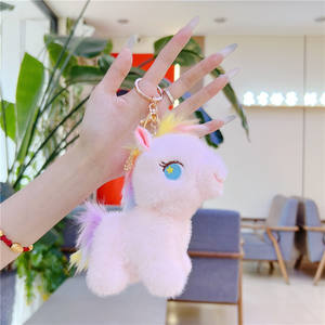 Vente en gros <span class=keywords><strong>filet</strong></span> rouge licorne dessin animé mignon <span class=keywords><strong>pour</strong></span> poney poupée peluche super doux polyester porte-clés pendentif brodé couette - Product Image 2