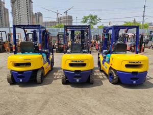 Carretilla elevadora pequeña usada de 2,5 toneladas Komatsu FD25T, carretilla elevadora diésel Komatsu 25 Original, Mini carretilla elevadora usada Komatsu 25T - Product Image 3