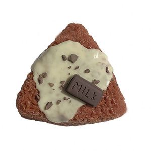 Jouet Squishy Réaliste en Forme de Boule de Riz Triangulaire de 7 cm, Nouveau, au Chocolat au Lait, en TPR, Anti-Stress, Cadeau pour Enfants et Adultes, Idéal pour la Détente - Product Image 1