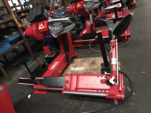 Cambiador de neumáticos de camión completamente automático Máquina de servicio pesado para eliminación de neumáticos - Product Image 5