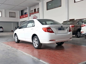 Voiture d'occasion <span class=keywords><strong>F3</strong></span> Premium 2015 BYD <span class=keywords><strong>F3</strong></span>, Économe en carburant pour les trajets quotidiens, Stock limité à prix ultra-bas - Product Image 3