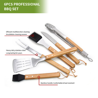 Ensemble d'outils de barbecue multifonctionnels modernes et simples en acier inoxydable poli pour charbon de bois, pour le nettoyage du grill et la manipulation des aliments