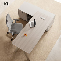 Bureau de direction moderne en forme de L LIYU avec écran de confidentialité suspendu, boîte de câblage multimédia, armoire de rangement verrouillable, extensible en bois