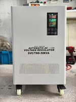 Stabilisateur de tension SVC AC en cuivre 10 kVA monophasé 220 V avec affichage LED CE ISO pour machine à souder