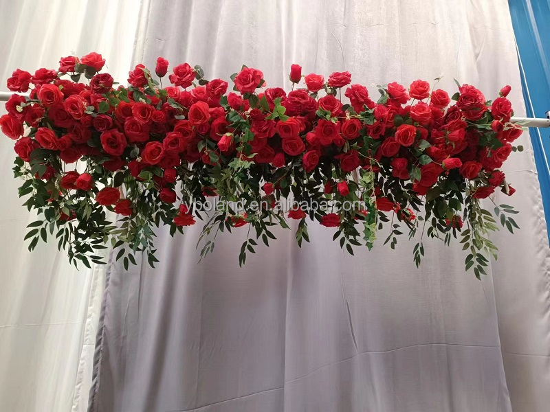 17 # Fleurs suspendues au plafond