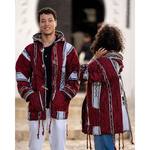 Hoodie décontracté brodé inspiré des Berbères, tenue d'hiver marocaine traditionnelle, confort premium, coupe moderne et oversize - Product Image 6