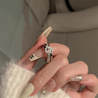 Zircon diamant bague pour femmes lumière luxe haut de gamme index doigt bande ouverte minimaliste mode bijoux anneaux en gros