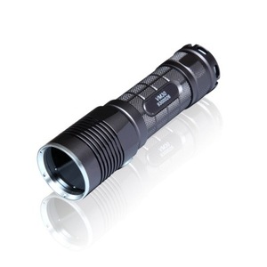 Lampe torche UV Yushi Pioneer VM30, lumière noire, test de fluoresscence, détection de fuites, détection de défauts par particules magnétiques - Product Image 4
