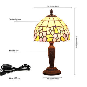 Lampes de table multilingues Transfrontalières Manuel d'instructions en allemand, français, espagnol, néerlandais, italien, anglais, américain, coréen, russe - Product Image 1